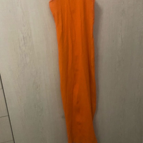 Long fitted midi dress orange like new, size S Reserved