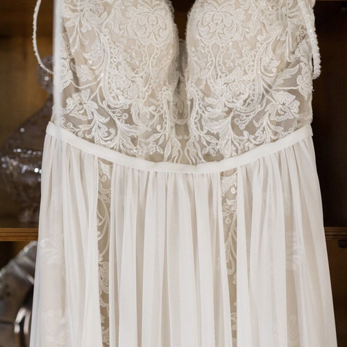 Pronovias Goblin Boho Chic wedding dress like new