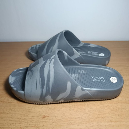 Ocean Addict slides, grey camo, size 42