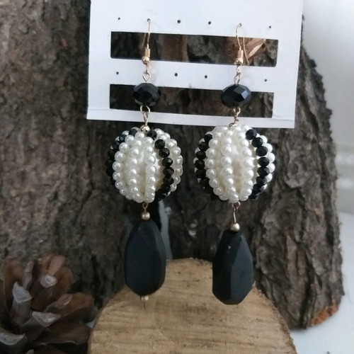 Earrings hanging with beautiful design