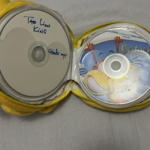 Disney 15 Kids DVDs with case