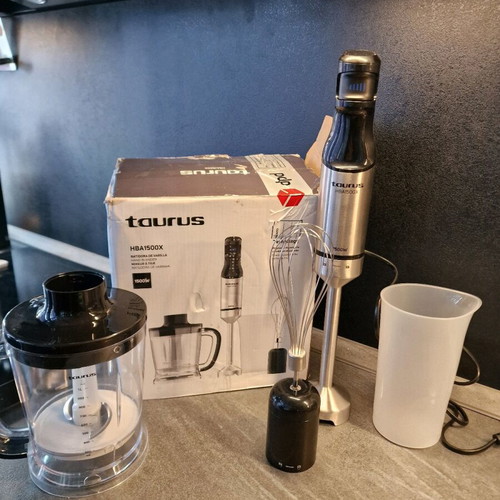 Taurus hand blender 1500W new with metal body and accessories