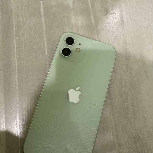iPhone 12 green 64GB used with accessories