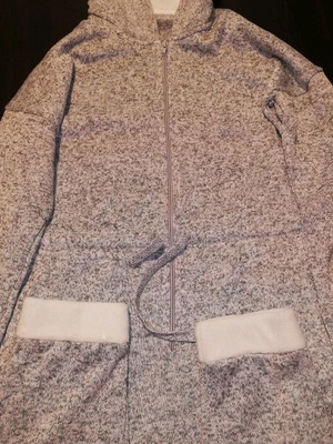 Ολόσωμη πυτζάμα Oysho μεταχειρισμένη, μέγεθος L, γκρι