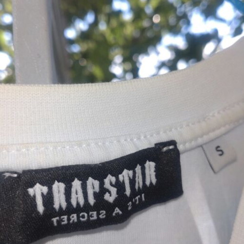 Trapstar unisex t-shirt like new, size S, white