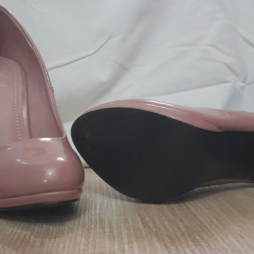 Mellisa pink patent leather pumps new, size 36