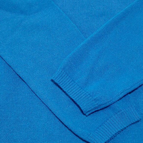 Pink Woman long sleeve fine knit sweater, electric blue, medium, new