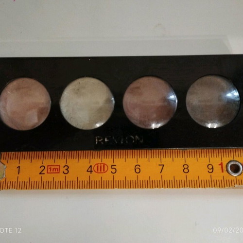 Revlon creamy eyeshadow set used