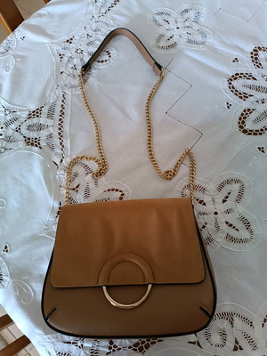 H&M crossbody bag with suede leather and gold chain, like new