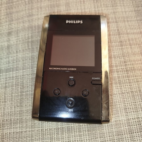 Philips GoGear HDD100 15GB Recording Audio Jukebox MP3 Player for parts or repair