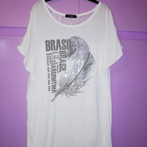 Blouse used L/XL white with feather design