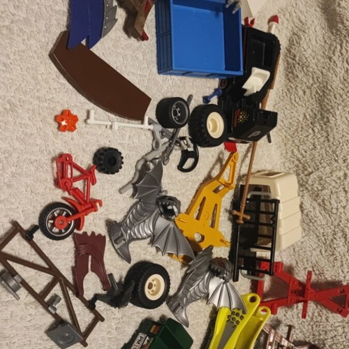 Playmobil lot used with many pieces