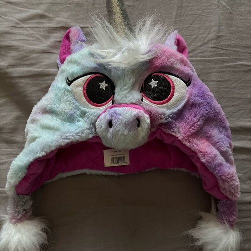 Beanie unicorn new, no damage