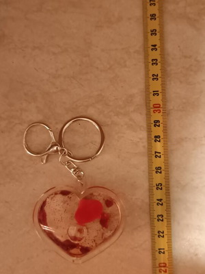 Keychain with floating heart new, red
