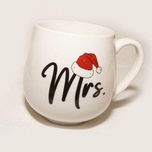 Large mugs used, pack of 7, Christmas theme