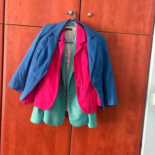 Women's blazers pack 2+1 gift, size S, like new, multicolor