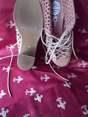 Jeffrey Campbell summer sandals size 38 beige like new