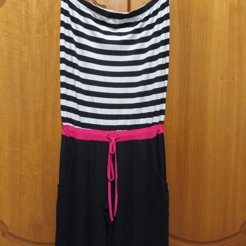 Derpouli strapless one-piece jumpsuit size 2 like new, black and white