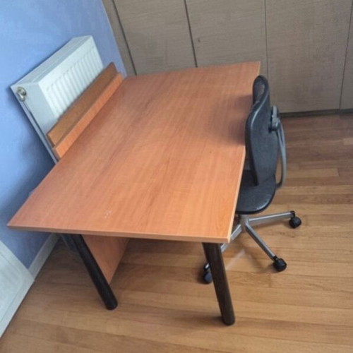 Office furniture set cherry wood like new