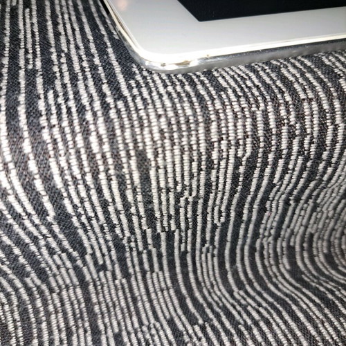 Ipad 3rd generation used model A1430 with wear and charging cable