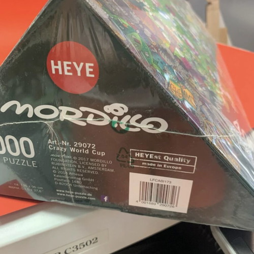 Heye Mordillo Crazy World Cup puzzle 4000 pieces