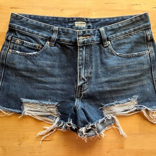 Pull&Bear denim shorts used, size S with cutouts