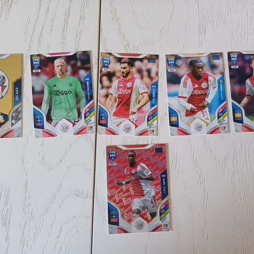 Adrenalyn XL 2026 16 Panini Ajax cards like new