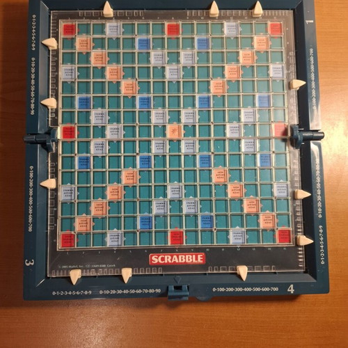 Travel Scrabble game like new