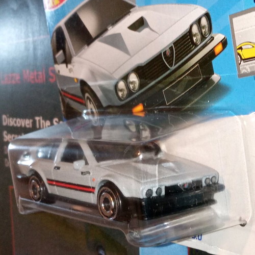 Hot Wheels Alfa Romeo GTV6 toy car
