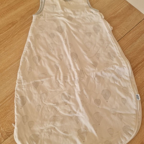 Mama's & Papa's sleeping bags like new, set of 2 for newborn