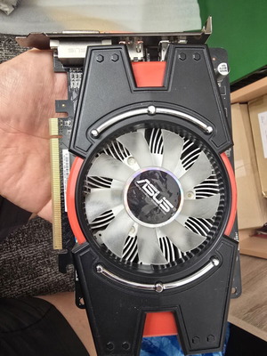 Asus HD7750 1GB graphics card like new with passive power