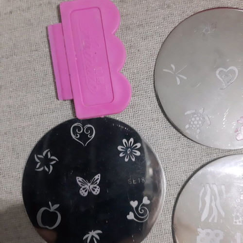 Nail stamping set used