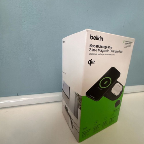 Belkin double magnetic charging pad new 2-in-1