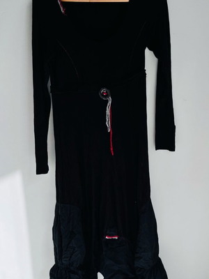 Enzzo dress size L black like new