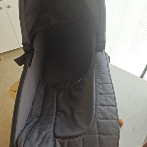 Joie 3-in-1 stroller set with car seat and accessories like new