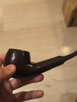 Toscana pipe like new with small crack