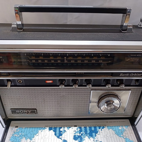 Sony CRF 5090 radio used in very good condition