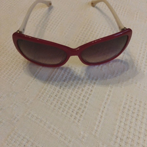 Mati Mati sunglasses like new with bicolor frame