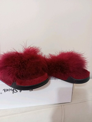Women's slippers with tassel new, size 36, dark red