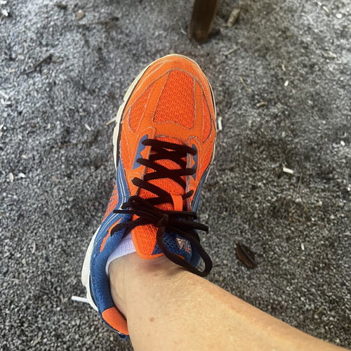 Fila athletic shoes size 38.5, blue and orange