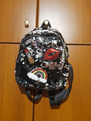 Children's backpack like new