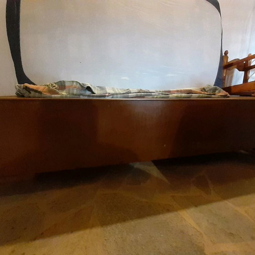 Trunk bed used with foam mattress