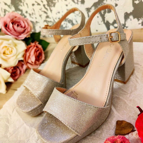 Cassandra sandals with rhinestones, thick heel and strap, new