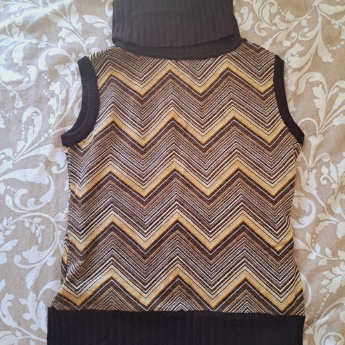 Women's brown vest like new, size S