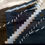  Γυναικείο GUESS κάπρι παντελόνι navy με λευκές λεπτομέρειες – άριστη κατάσταση