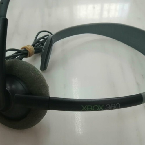 Microsoft Xbox 360 wired headset with boom mic and inline controls