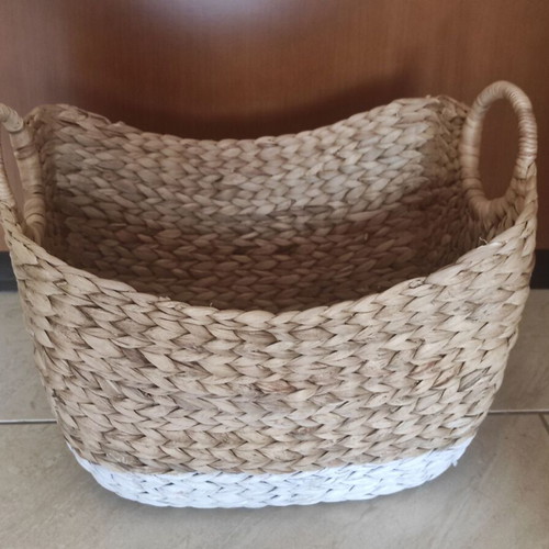 Large wicker basket with handles like new