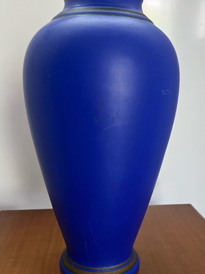 Decorative vase used, blue color