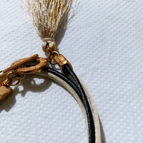Leather bracelet Too Little double beige and black with gold details like new