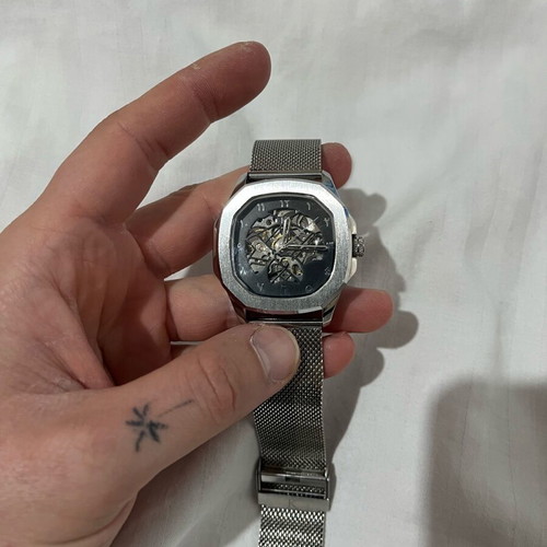 Wristwatch used, automatic mechanical with Arabic numerals